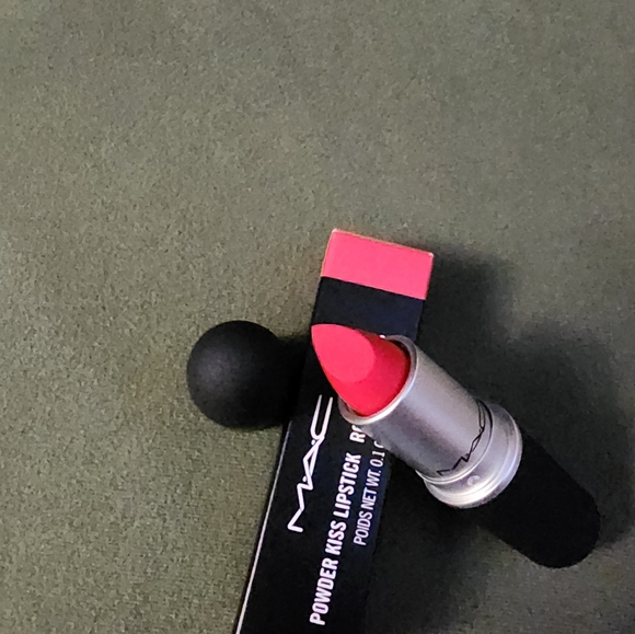 Mac Powder kiss Lipstick Lasting Passion - Picture 2 of 3